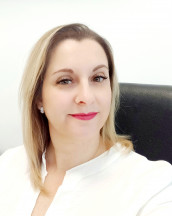 Viktória Fegyveres