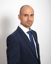  Zoltán Gúnya 