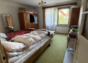Na predaj rodinný dom so záhradou v Sološnici - fotografia 9