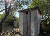 Na predaj rodinný dom so záhradou v Sološnici - fotografia 11