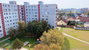 Predaj svetlý, priestranný 3izbový byt s loggiou Vrakuňa - fotografia 19