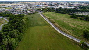 STAVEBNÝ POZEMOK 2 145 m² V DUNAJSKEJ STREDE – PRI BUDÚCOM MESTSKOM PARKU VÁROSLIGET - fotografia 3