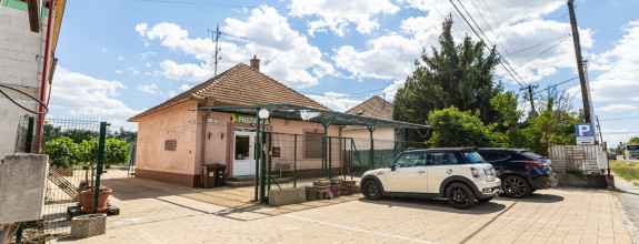 Na prenájom obchodné priestory s halou a  rozľahlým pozemkom1256m2 vo Veľkom Biely.