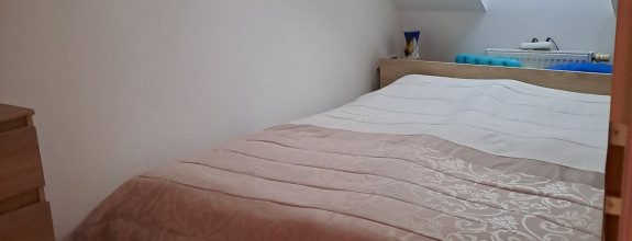 Na predaj 1,5 izbový byt v Šamoríne v centre mesta
