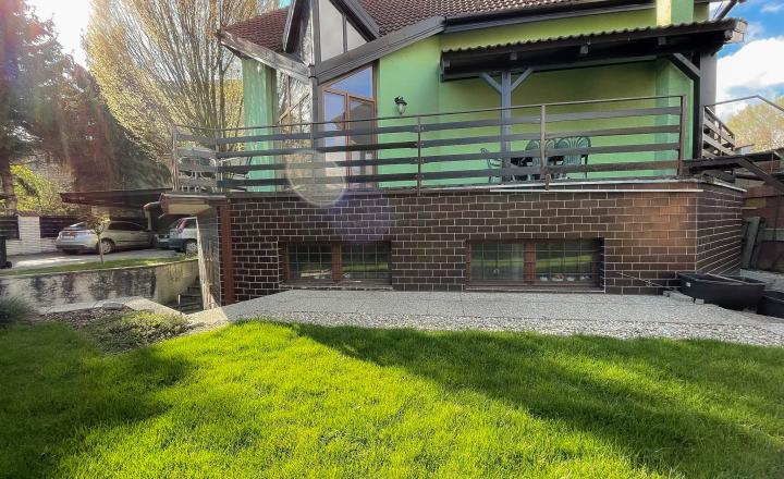 5 izbový rodinný dom v Ružinove na predaj, vhodný  aj na podnikanie - fotografia 24