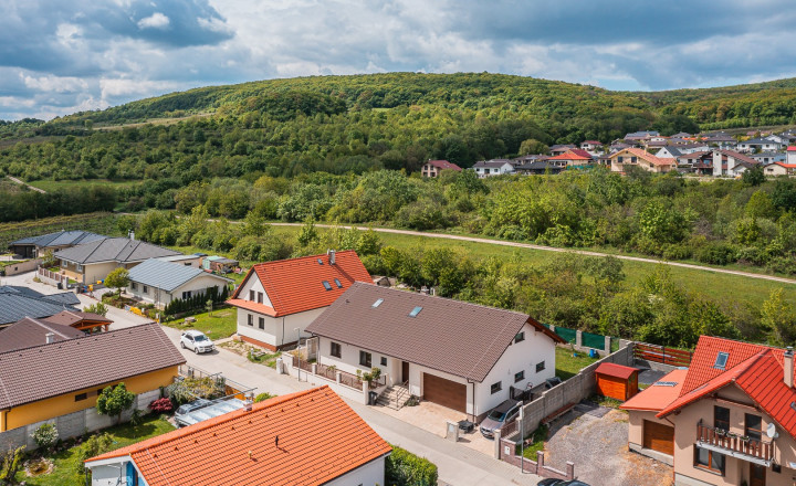Na predaj 5. izbový rodinný dom na Dubovej pod Fugelkou.