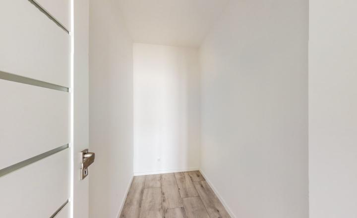 Na predaj 4. izb. bungalov v štandarde na pozemku 649m2 v Báči. PREDANÝ!!! - fotografia 15