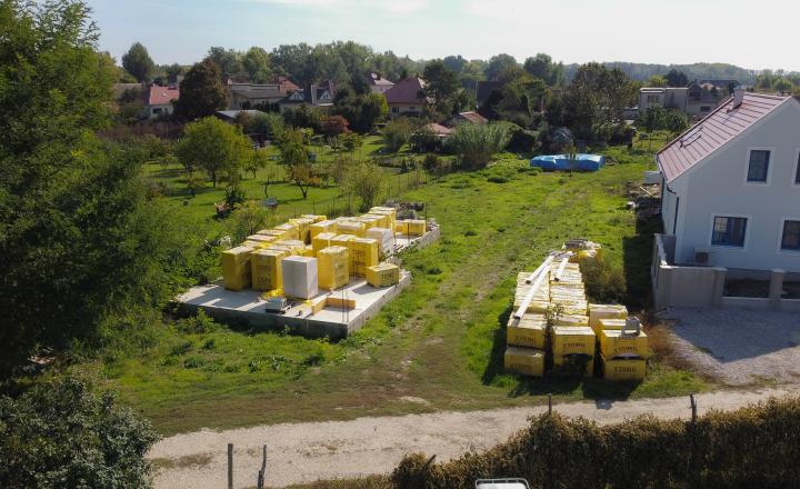 Stavebný pozemok aj so základmi domu, Dunajský Klátov - fotografia 3