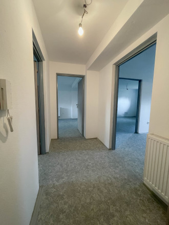 Krásne, veľké 2izbové byty s parkovacím státím v dobrej lokalite v obci Zlaté Klasy - fotografia 12