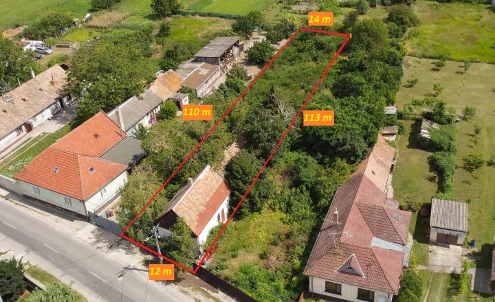 Starší rodinný dom na predaj v obci Veľké Blahovo - fotografia 1
