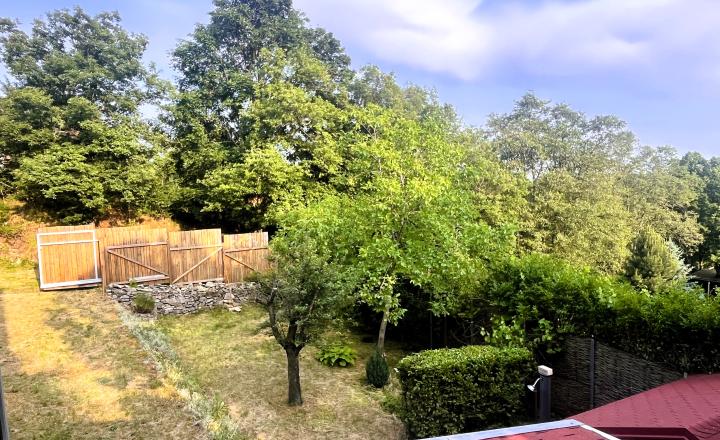 Výrazne znížená cena trojpodlažnej chaty so záhradou 458m2 na Ohňavách nad Modrou!!! - fotografia 11