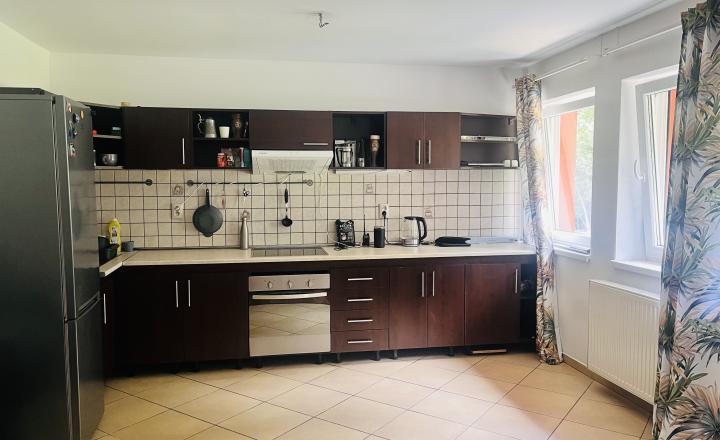 Na predaj 3. izbový byt 83,3m2 s loggiou v Kučišdorfskej doline v Pezinku, predaný!!! - fotografia 4