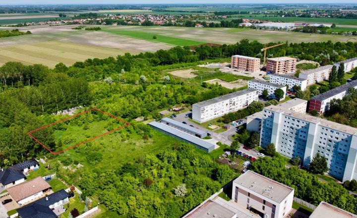 Pozemok s rozlohou 3427 m2 na predaj, Dunajská Streda - fotografia 1