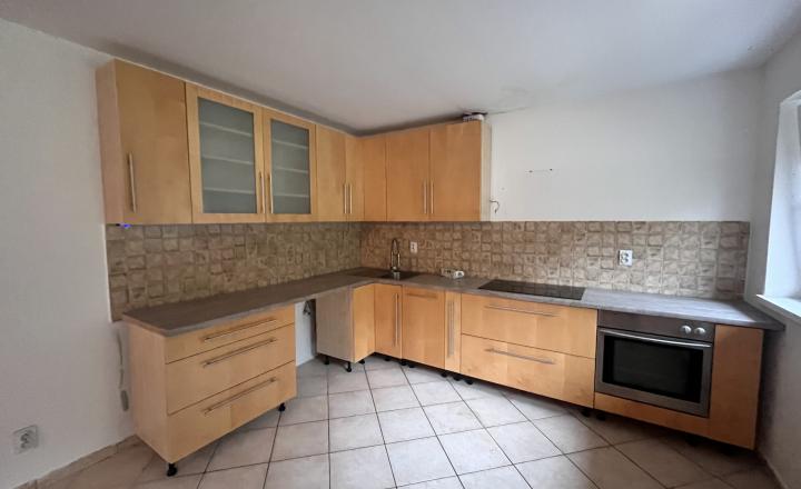 Na predaj 3 izb. byt s loggiou v Kučišdorfskej doline v Pezinku, predaný !!! - fotografia 7