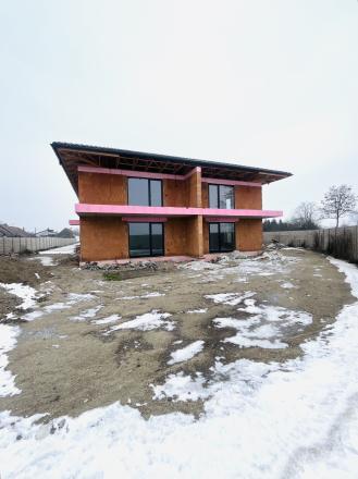 4bytovka vo výstavbe na predaj - Padáň