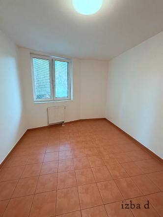 Predaj priestranný byt 130m² + terasa 40m²   s veľkým potenciálom!!! - fotografia 26