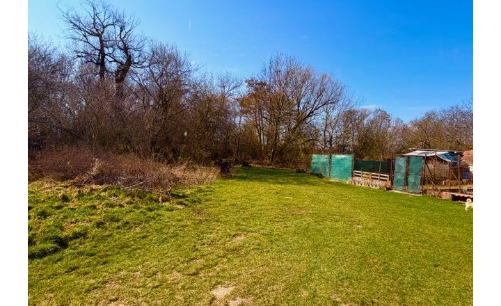 Na predaj 3.izbový byt 74,13m2 v pôvodnom stave v obci Igram , znížená cena !!! - fotografia 12