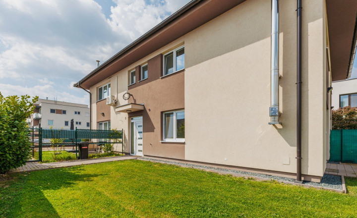 Na predaj 3. izb. mezonet 87,32 m2 s rozľahlou záhradou v Miloslavove, PREDANÝ!!! - fotografia 1