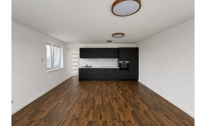Na predaj 3. izb. mezonet 87,32 m2 s rozľahlou záhradou v Miloslavove, PREDANÝ!!! - fotografia 5
