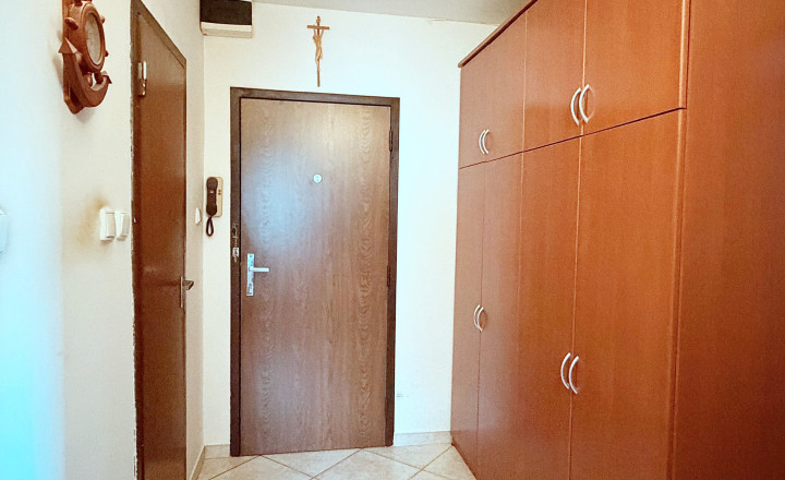 Predaj svetlý 2izbový byt Dúbravka - fotografia 9