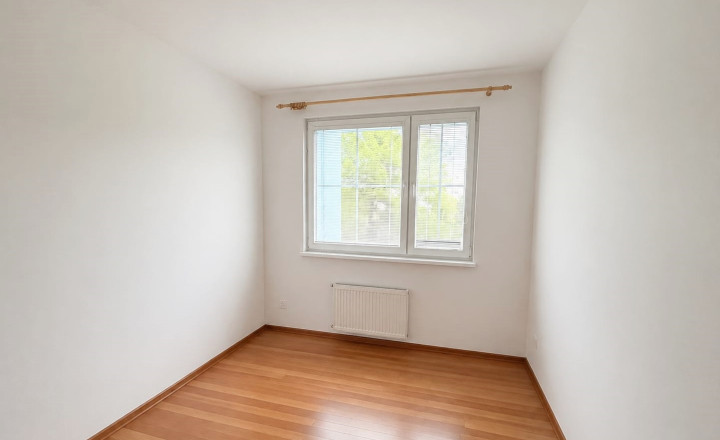 Predaj svetlý 2izbový byt Dúbravka - fotografia 8
