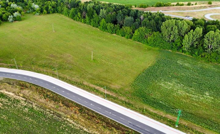 Stavebný pozemok 2 145 m² v novovznikajúcej lokalite Dunajskej Stredy – priamo pri budúcom mestskom parku! - fotografia 5