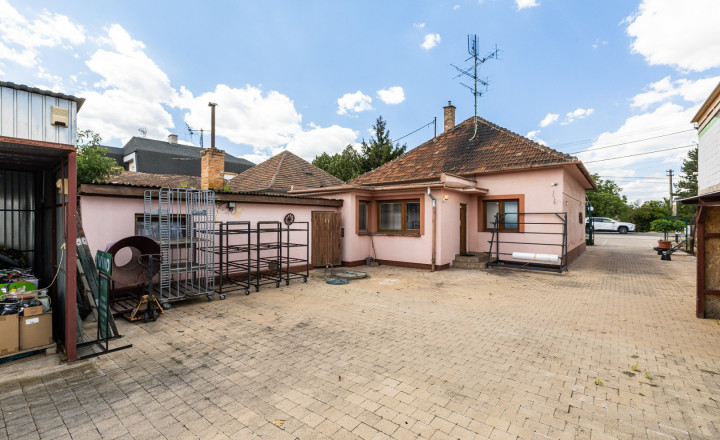 Na prenájom  hala s pozemkom 678m2 vo Veľkom Biely. - fotografia 4