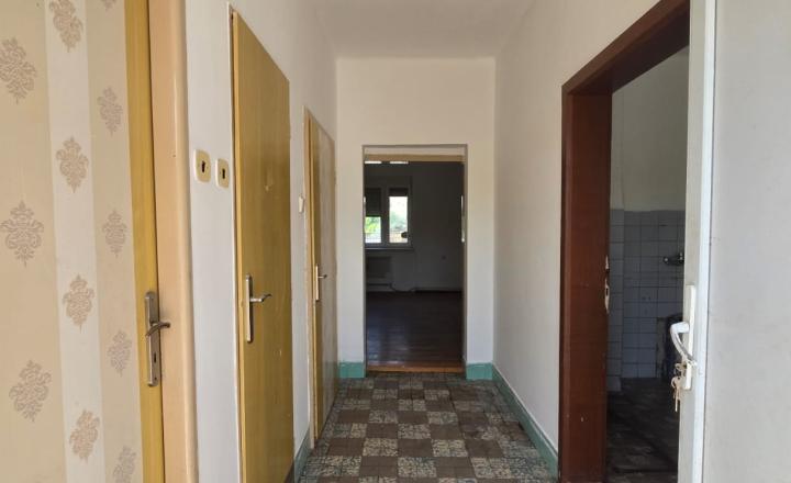 Útulný domček na 8 árovom pozemku v Lúči na Ostrove - fotografia 13