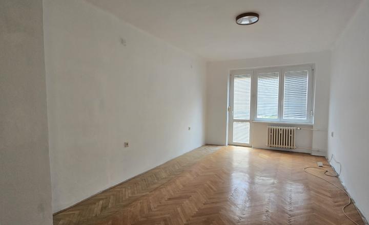 Veľký 2-izbový byt s pivnicou na predaj - Kukučínova ulica, Dunajská Streda - fotografia 6