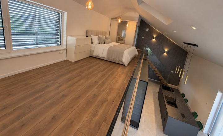 Na prenájom exkluzívny  3. izb. LOFT so záhradou na okraji Malinova- Tri vody. Rezervovaný!!! - fotografia 12