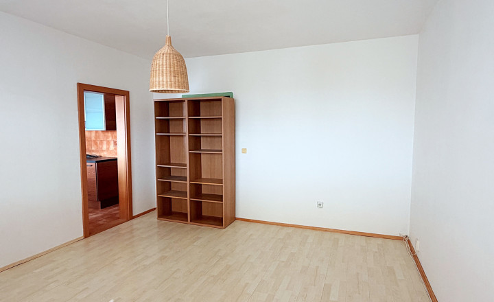 Predaj svetlý, priestranný 3izbový byt s loggiou Vrakuňa - fotografia 6