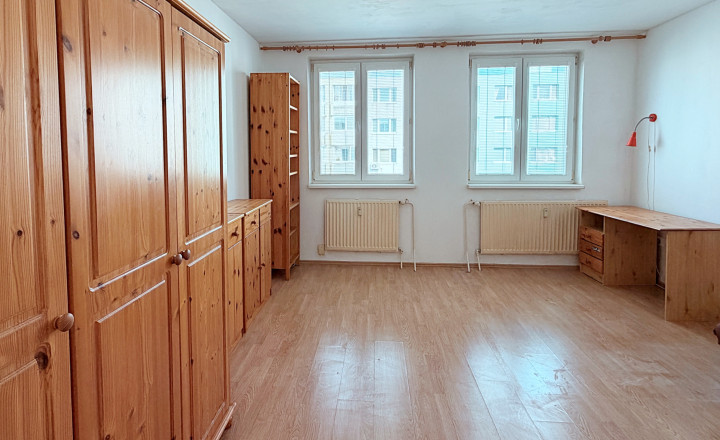 Predaj svetlý, priestranný 3izbový byt s loggiou Vrakuňa - fotografia 7