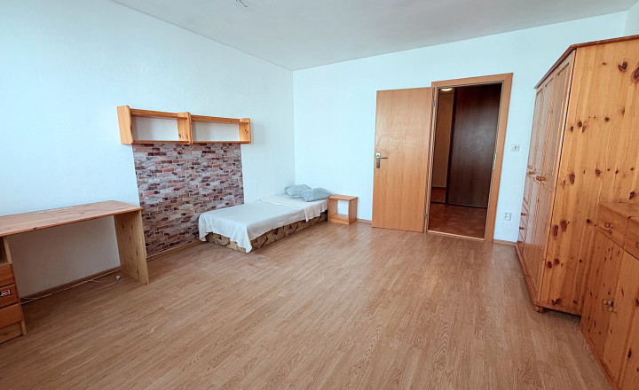 Predaj svetlý, priestranný 3izbový byt s loggiou Vrakuňa - fotografia 10