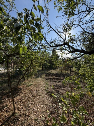 Na predaj rodinný dom so záhradou v Sološnici - fotografia 13