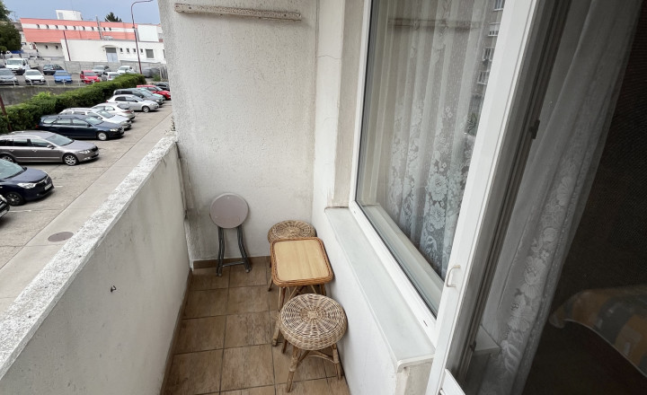 Komplet prerobený 1 izbový byt s balkónom v obci Zlaté Klasy- predáva sa so zariadením - fotografia 10