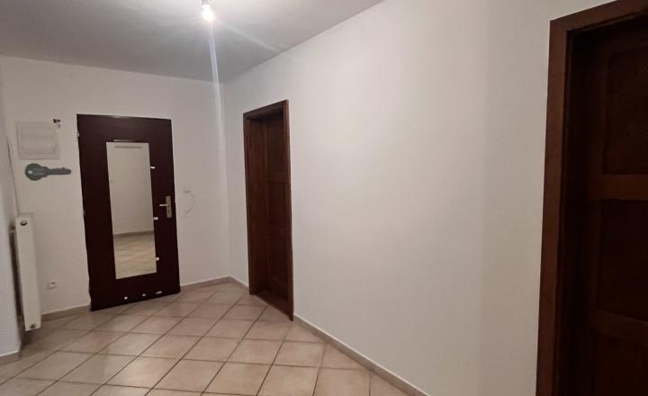 Na predaj 3 izb. byt s loggiou v Kučišdorfskej doline v Pezinku, predaný !!! - fotografia 3
