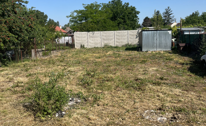 Nehnuteľnosť na bývanie a podnikanie v obci Baka - fotografia 5
