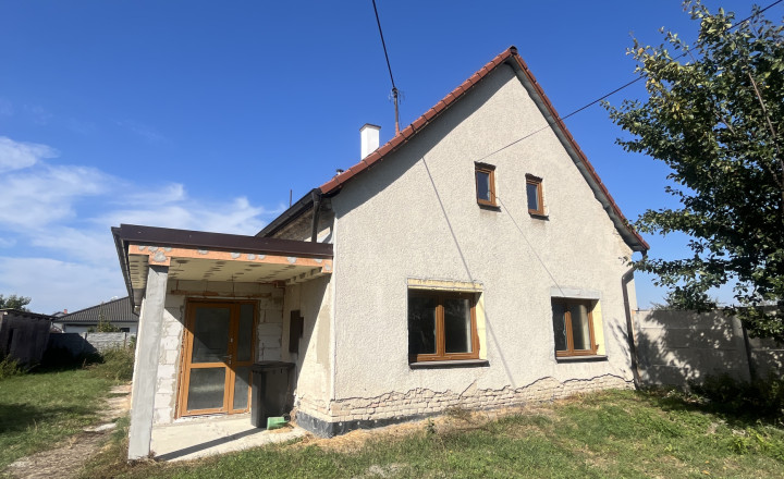 Exkluzívna ponuka - Horný Bar  4izb. rodinný dom - fotografia 1