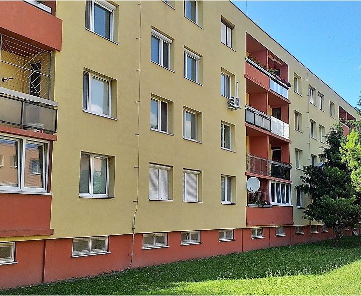 Garsónka na predaj, Dunajská Streda, Jilemnického ul., - výborná lokalita