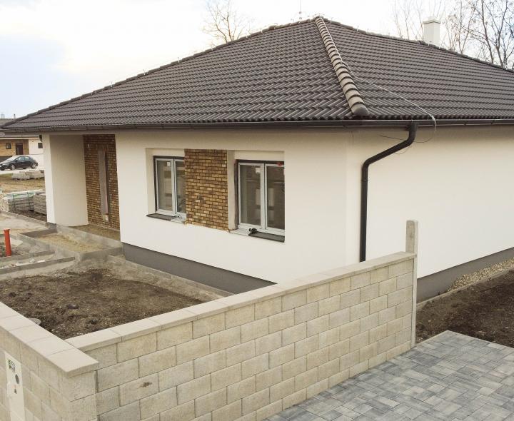 Kvalitná novostavba - posledný 4 izbový bungalov na predaj, Vydrany