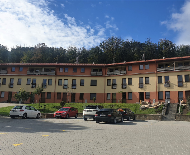 Na predaj 3 izb. byt s balkónom v Kučišdorfskej doline v Pezinku