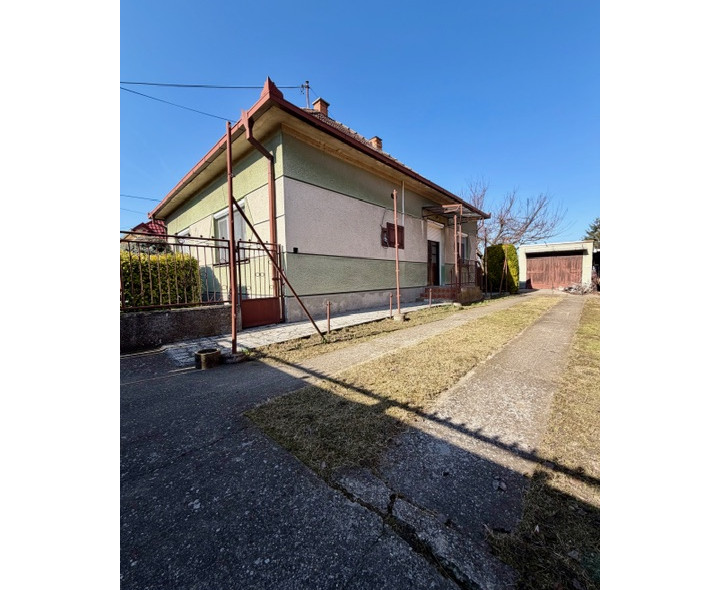 Rodinný dom s garážou na predaj, Dolný Štál