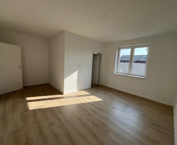 Veľkometrážna, 4 izbová novostavba v štandardnom prevedení v Šamoríne, časť Bučuháza- tepelné čerpadlo