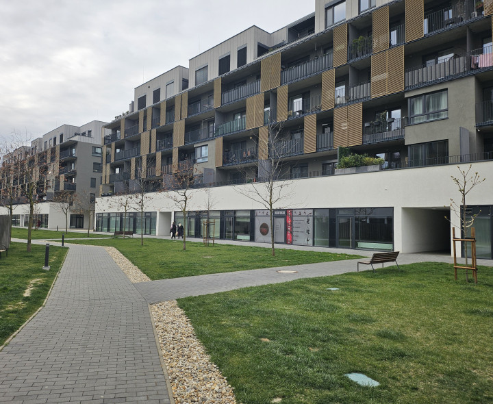 Moderný 3-izbový byt s balkónom | Slnečnice – Viladomy | parkovanie