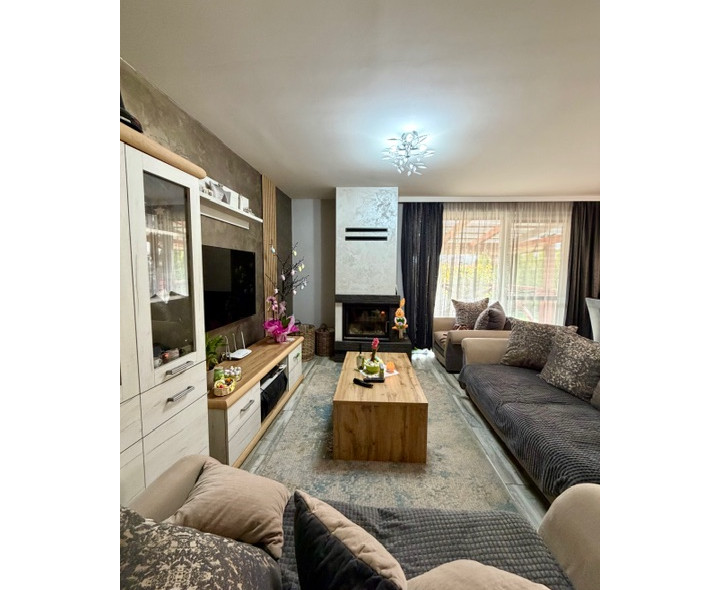 Moderný 4 izbový dom s GARÁŽOU na predaj, Povoda, okr. DS