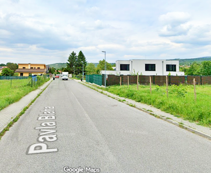 Stavebný pozemok Záhorská Bystrica všetky IS